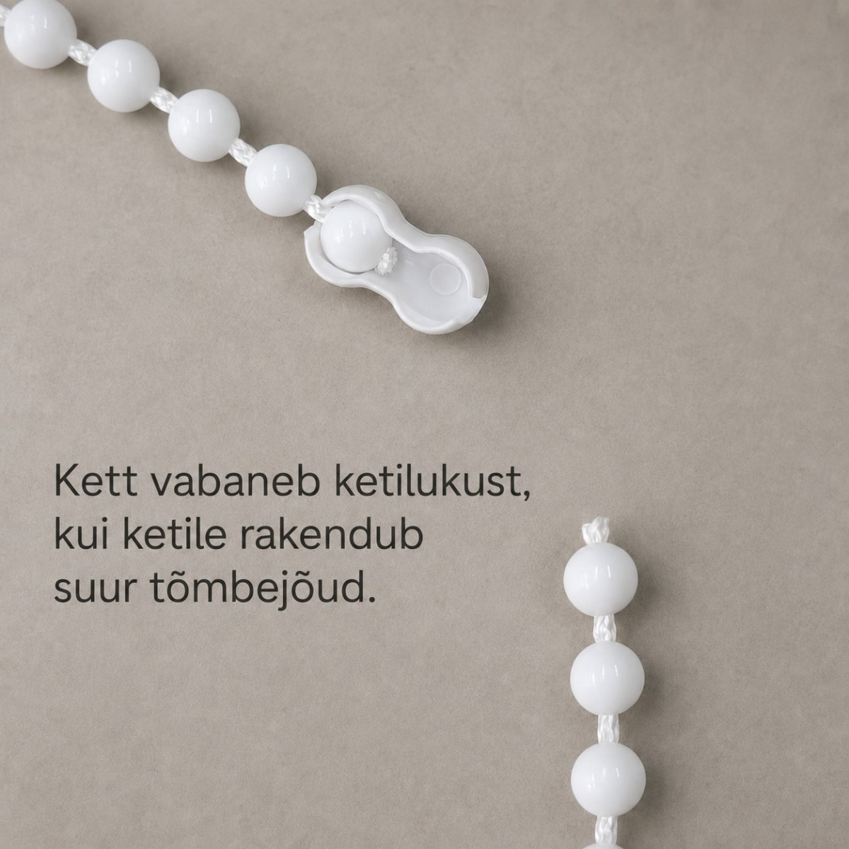 Lastele ohutu ketilukk avatuna